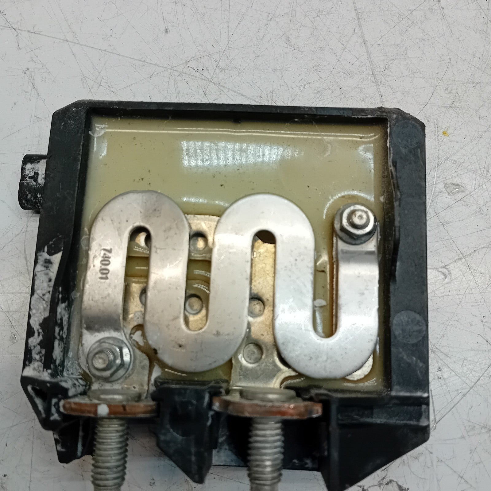 MERCEDES  C E CLASS W205 W213 NEGATIVE BATTERY CLAM TERMINAL A0009061505 FM00817