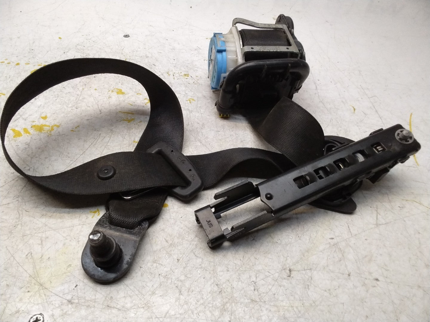 MERCEDES A CLASS W176 SEAT BELT FRONT LEFT SIDE A1768600185 FMS176 NSF