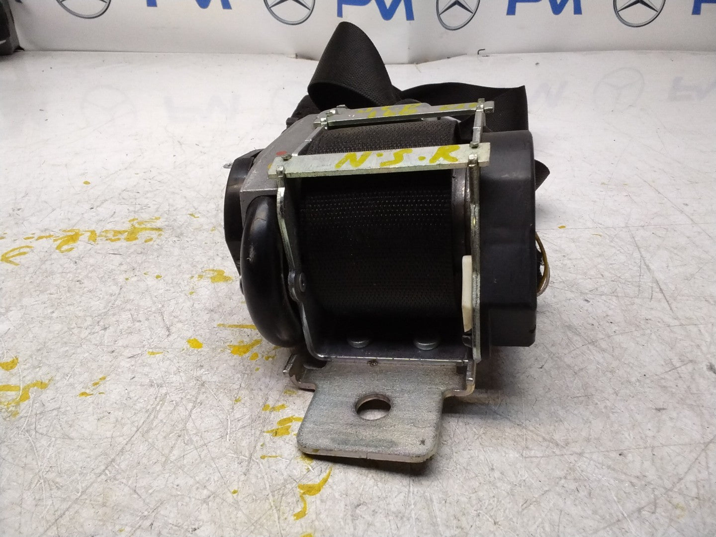 MERCEDES BENZ GLE W166 SIDE REAR SEAT BELT A1668603185 FMS372 NSR