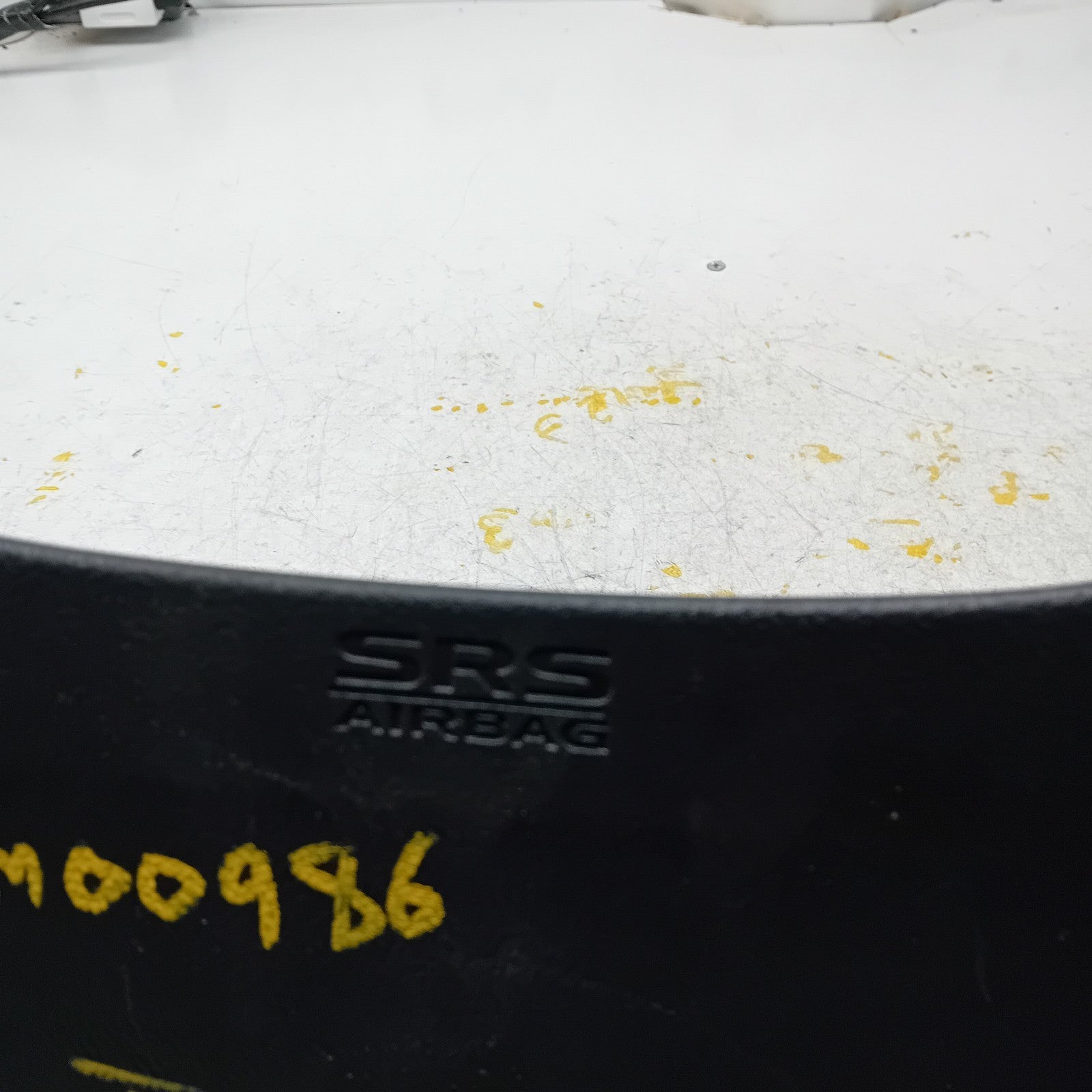 MITSUBISHI OUTLANDER MK3 KNEE AIR SRS BAG RIGHT DRIVER SIDE 7030A-31753 FM00986
