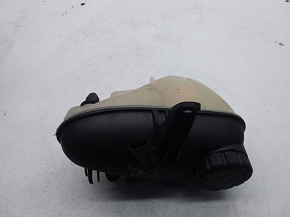 MERCEDES BENZ S-CLASS W222 COOLANT EXPANSION TANK 2014 ONWARDS A2225000849 FMC89