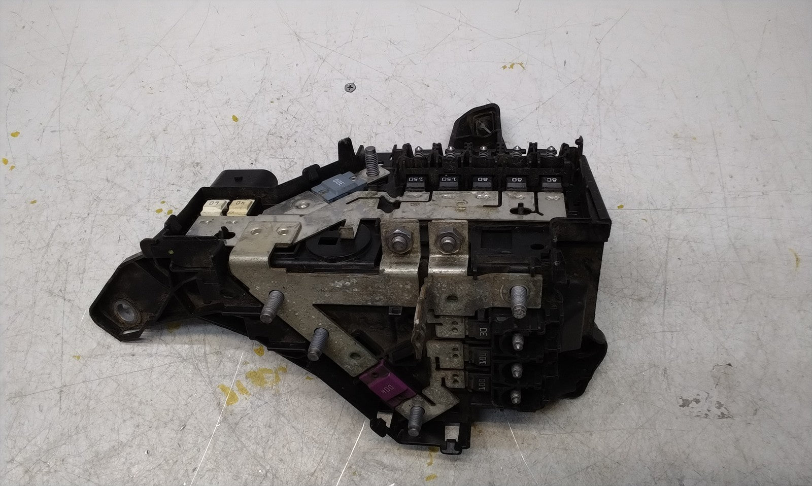 Mercedes C-CLASS W205 Fuse Relay Junction Box A2135400750 FM001038