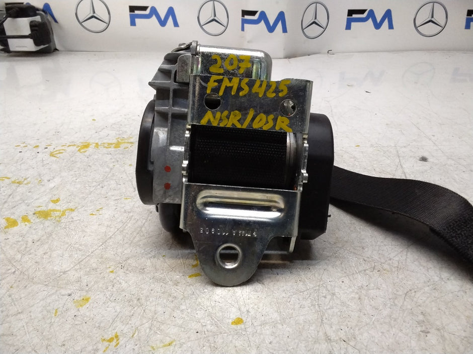 MERCEDES E CLASS SEAT BELT REAR RIGHT AND LEFT A2078602385 C207 FMS425 NSR OSR
