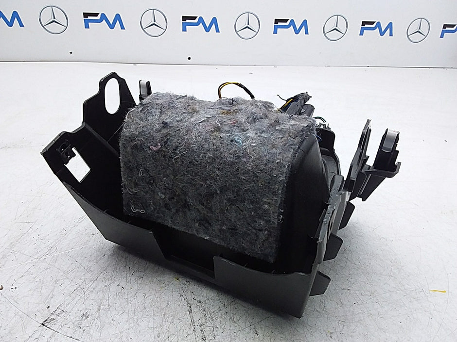 MITSUBISHI OUTLANDER CENTRE DASH STORAGE 8637B421 FMK28