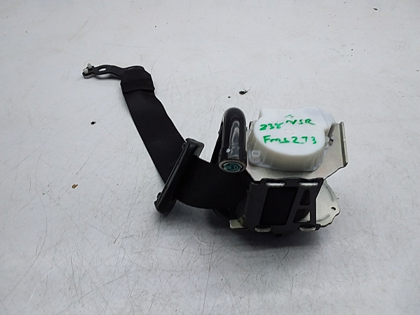 MERCEDES E-CLASS W238 SEAT BELT REAR LEFT PASSENGER SIDE A2388603700 FMS273 NSR
