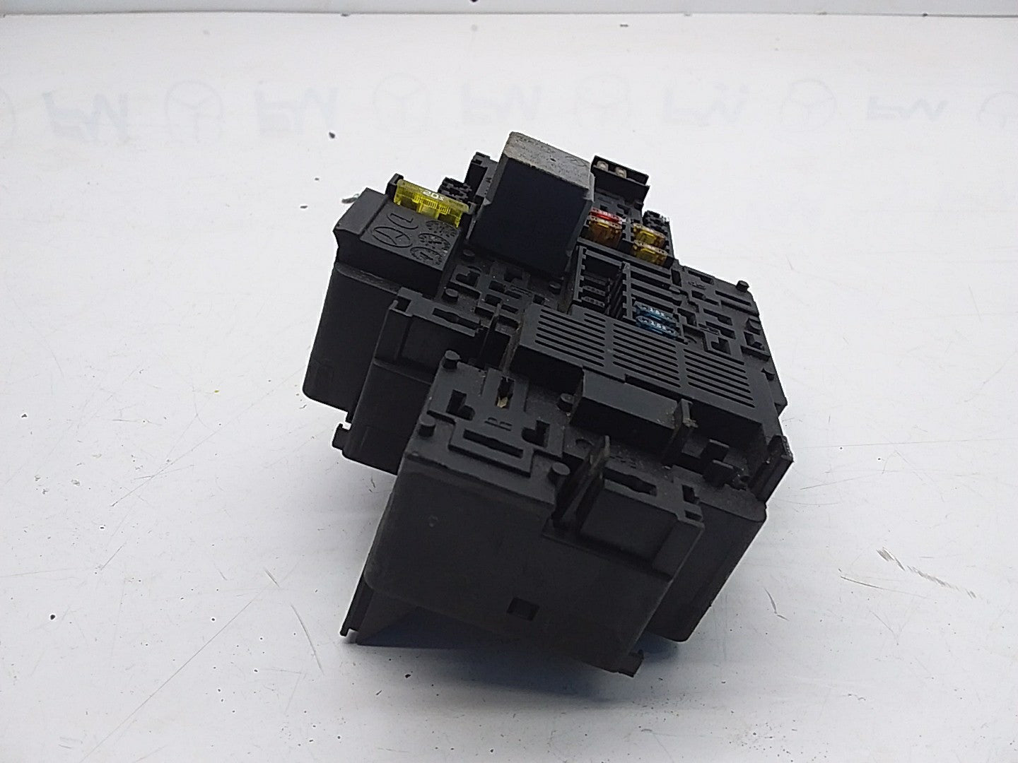 MERCEDES E CLASS FUSE RELAY BOX A2139062202 W213 2016 ONWARDS FMF55