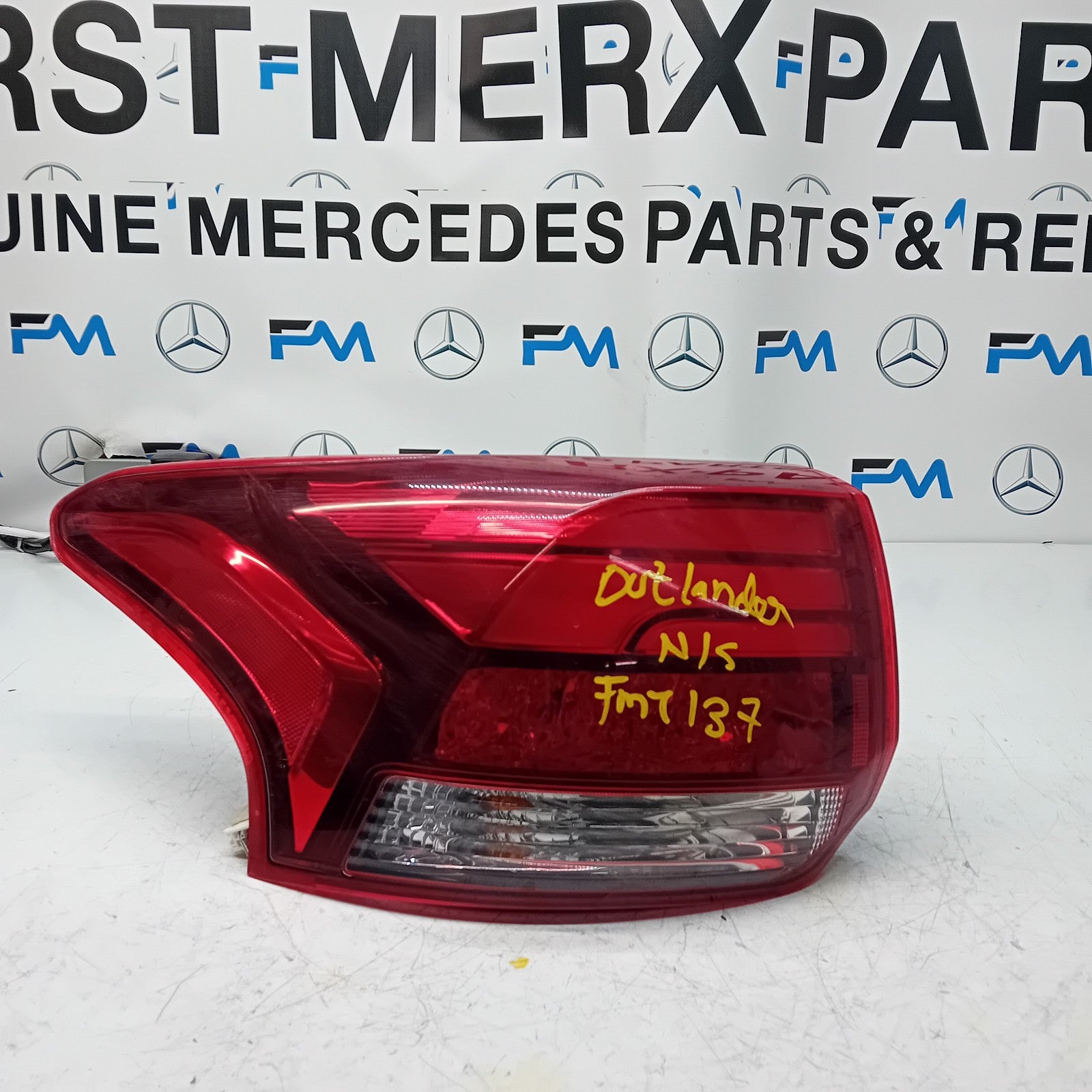 MITSUBISHI OUTLANDER MK3 2015-19 PASSENGER SIDE NS OUTER REAR TAIL LIGHT FMT137