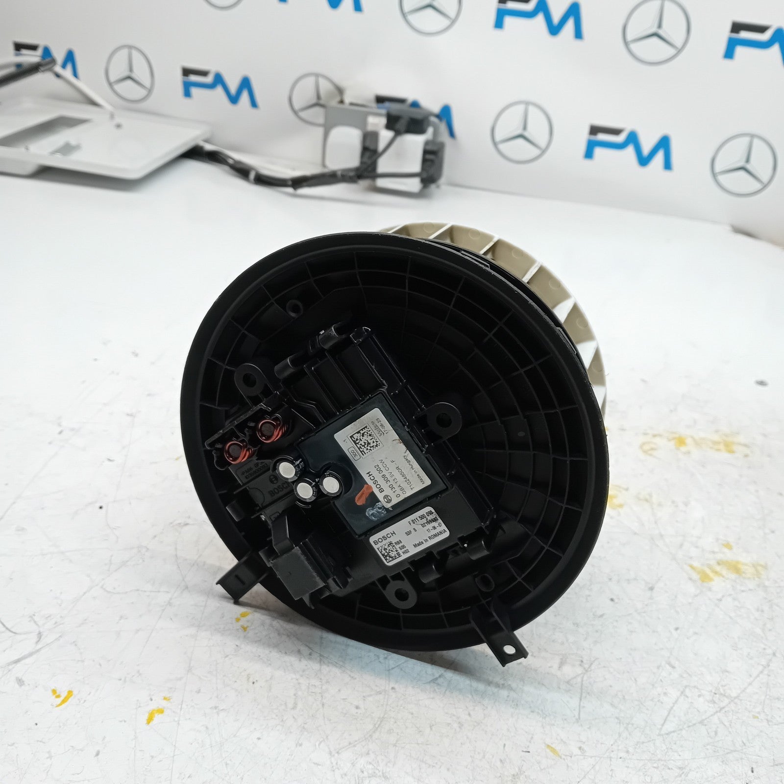 MERCEDES BENZ W205 C-CLASS INTERIOR BLOWER HEATER FAN 0130309002 FM00969