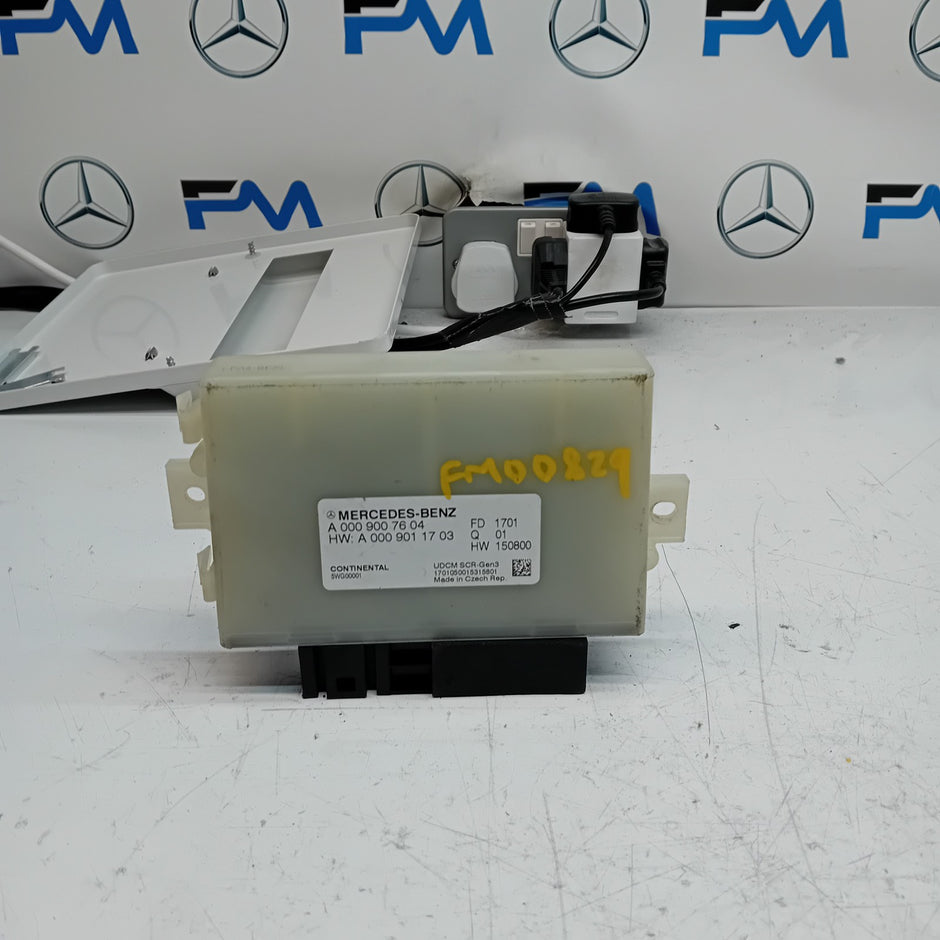 MERCEDES E-CLASS W213 W205 ADBLUE SCR CONTROL UNIT EGR ECU A0009007604 FM00829