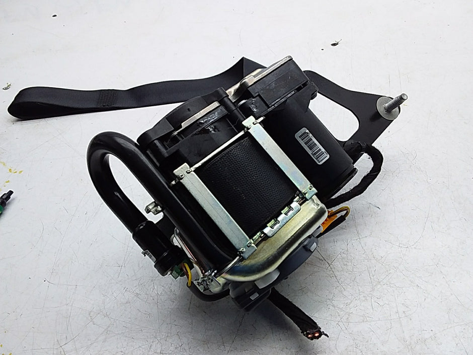 MERCEDES E-CLASS W238 SEAT BELT FRONT RIGHT DRIVER SIDE A2388602900 FMS252 OSF