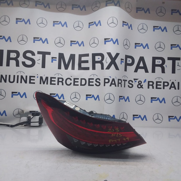 MERCEDES E-CLASS W213 PASSENGER SIDE NS REAR TAIL LIGHT A2139065709 2022 FMT99