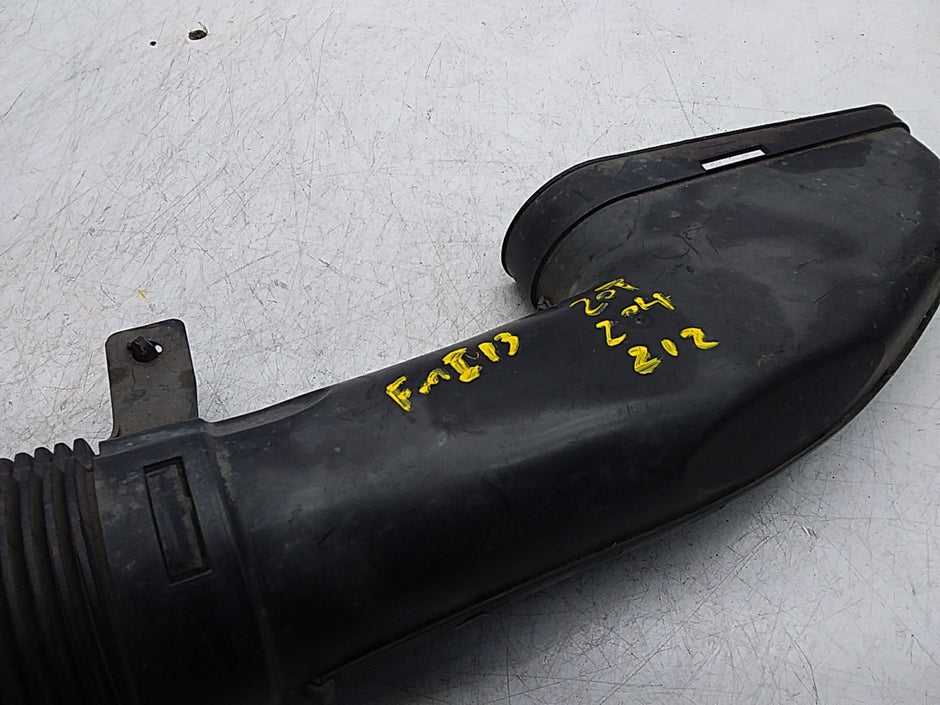 MERCEDES BENZ E-CLASS W212 AIR INTAKE TUBE A6510903437 FMI13