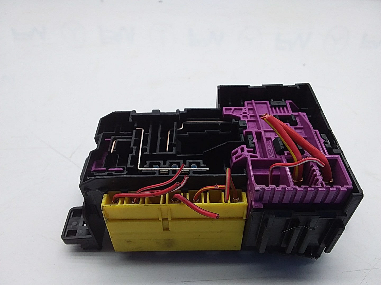 MERCEDES C CLASS FUSE RELAY BOX A2059067200 W205 2014 -2021 FMF18