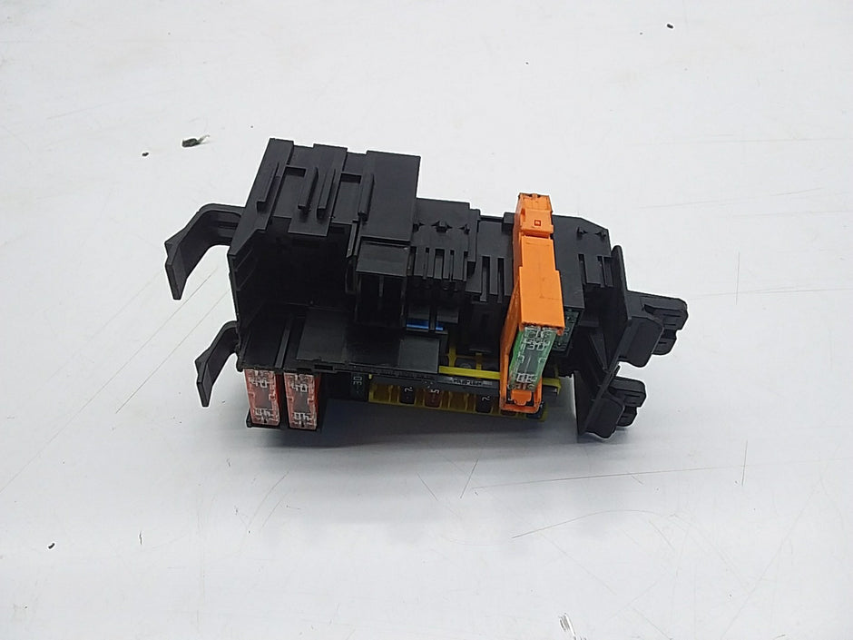 MERCEDES C CLASS FUSE RELAY BOX A2059067200 W205 2014-2021  FMF12