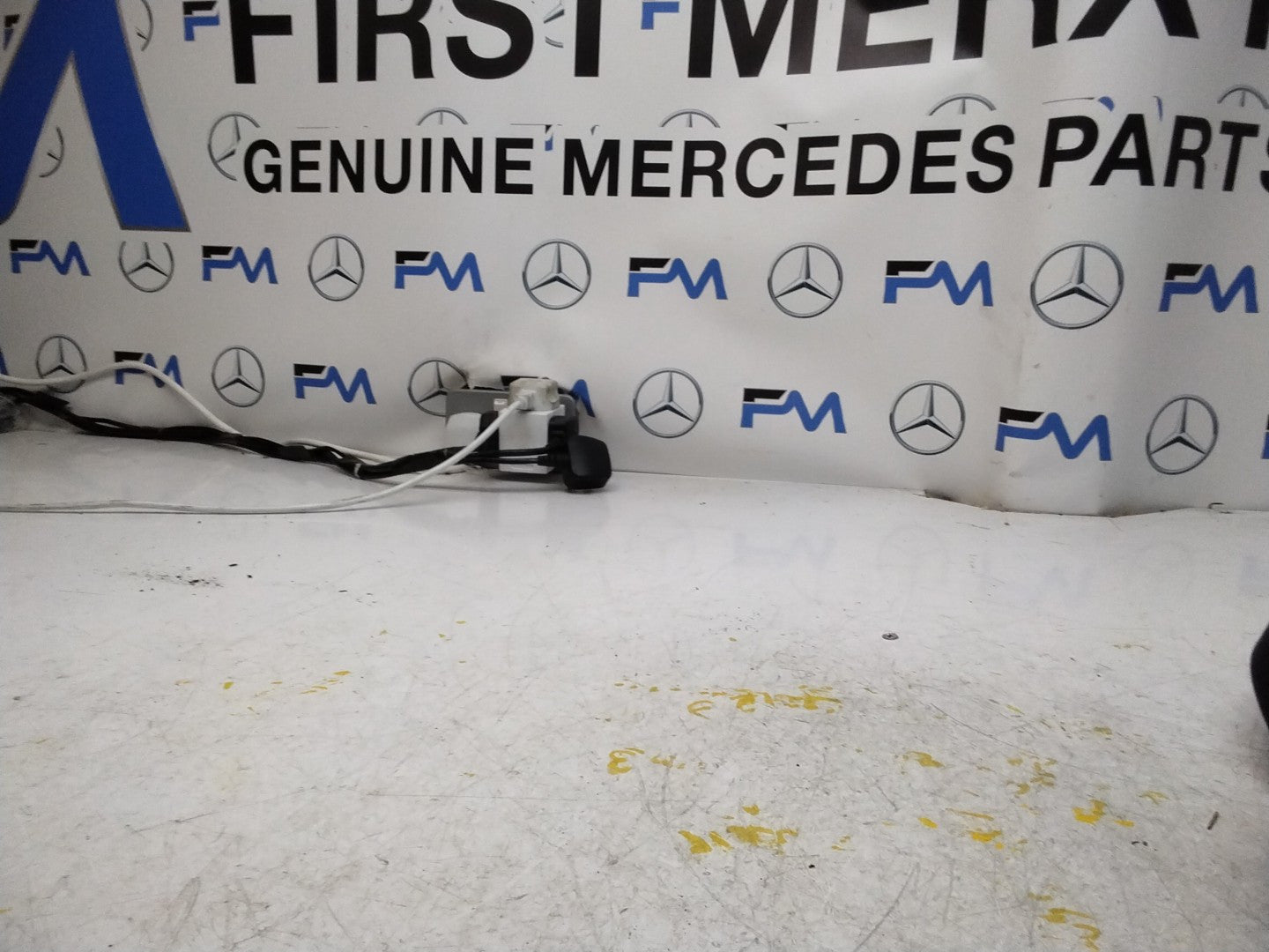 MERCEDES-BENZ C COUPE C205 W205  FRONT LEFT SEATBELT A2058601501 FMS308 NSF 