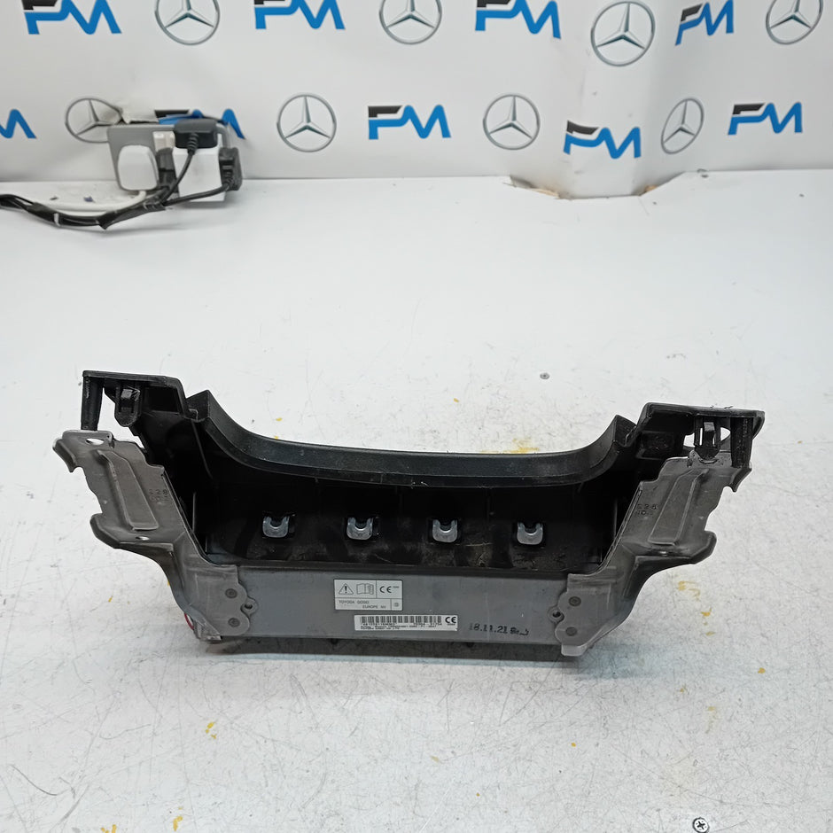 MITSUBISHI OUTLANDER MK3 KNEE AIR SRS BAG RIGHT DRIVER SIDE 7030A-31754 FM00987