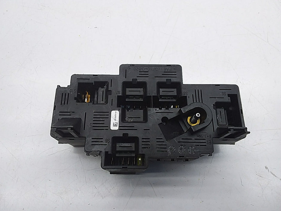 MERCEDES E CLASS FUSE RELAY BOX A2139062202 W213 2016 ONWARDS FMF48
