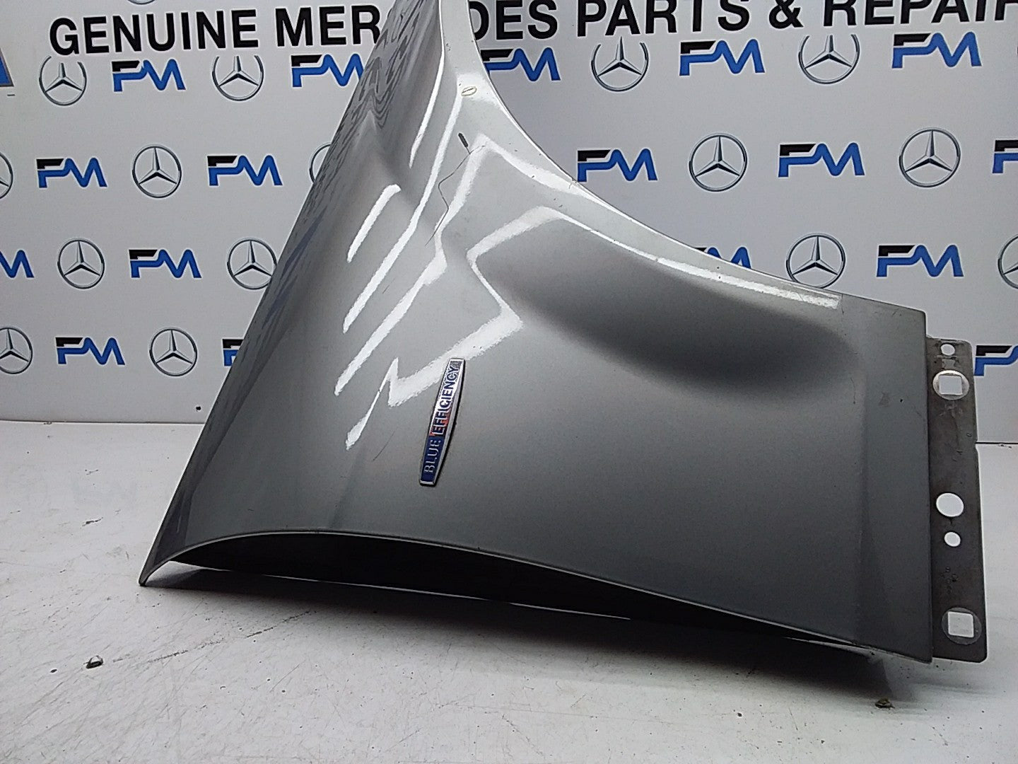 MERCEDES  E-CLASS W212 OS RIGHT DRIVER SIDE WINGS FMW21 2009 ONWARDS 