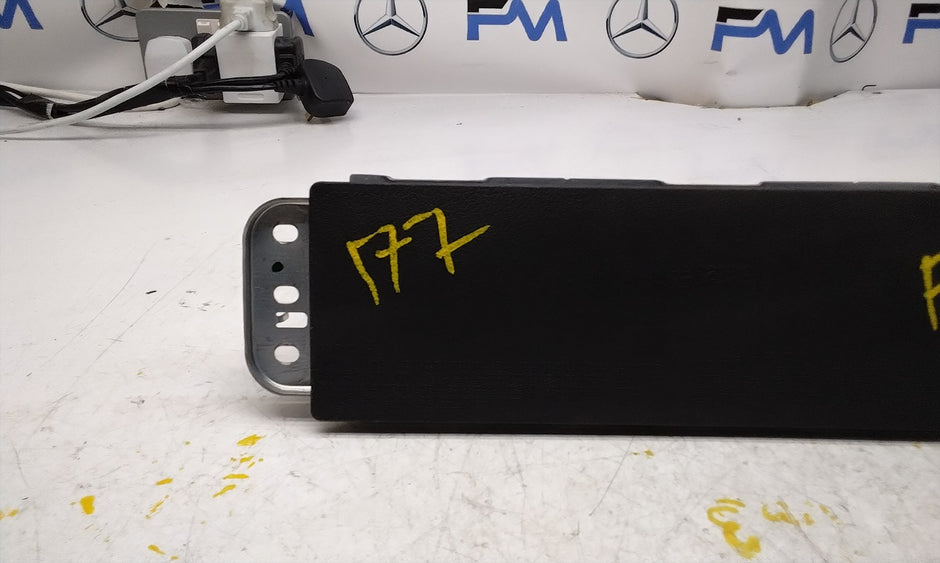 2019 MERCEDES BENZ A-CLASS W177 DRIVER SIDE KNEE AIRBAG A1778600102 FM00752
