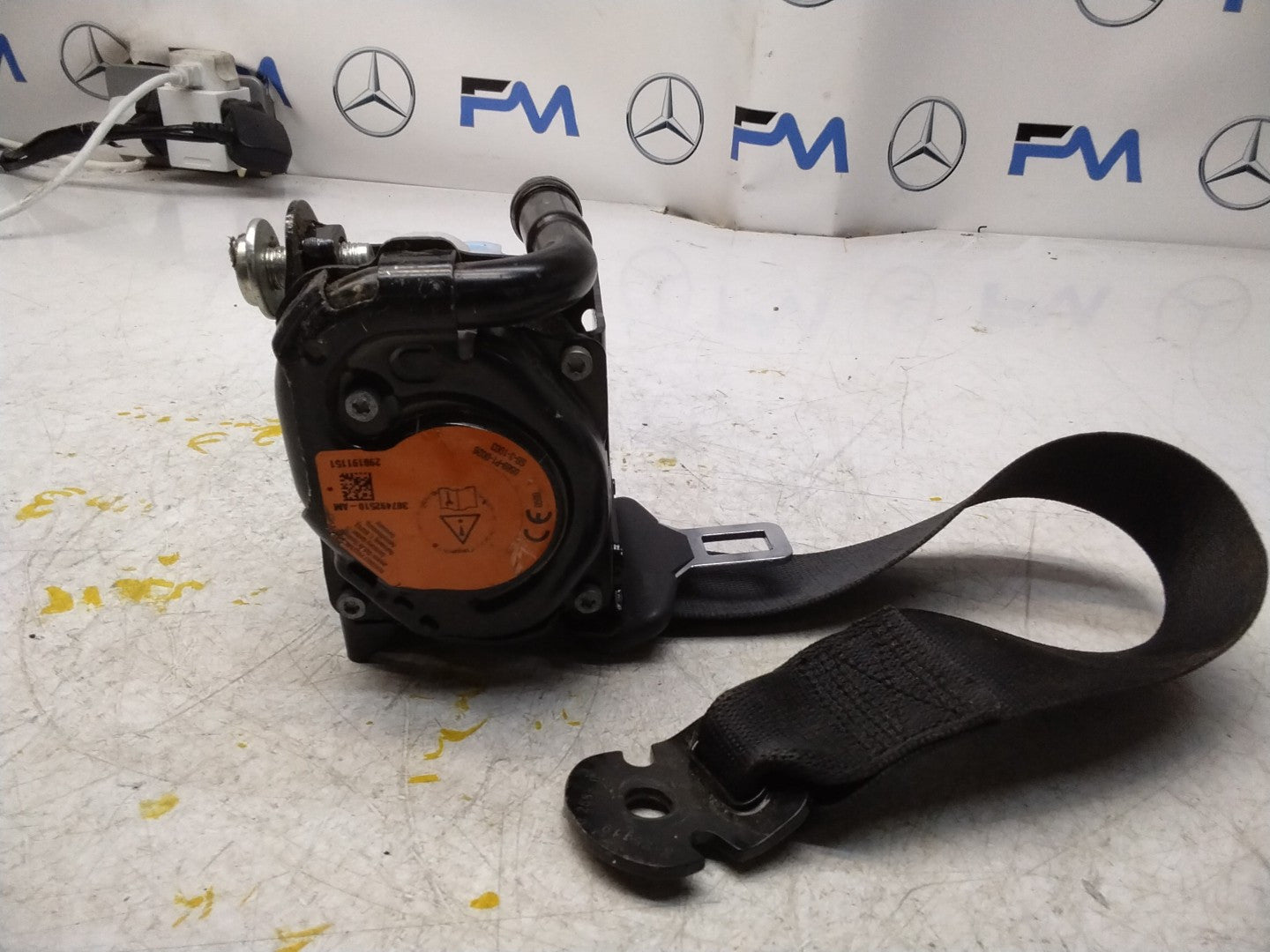 MERCEDES A CLASS W176 REAR L / R SIDE SEAT BELT A1768602385 FMS173 NSR OSR