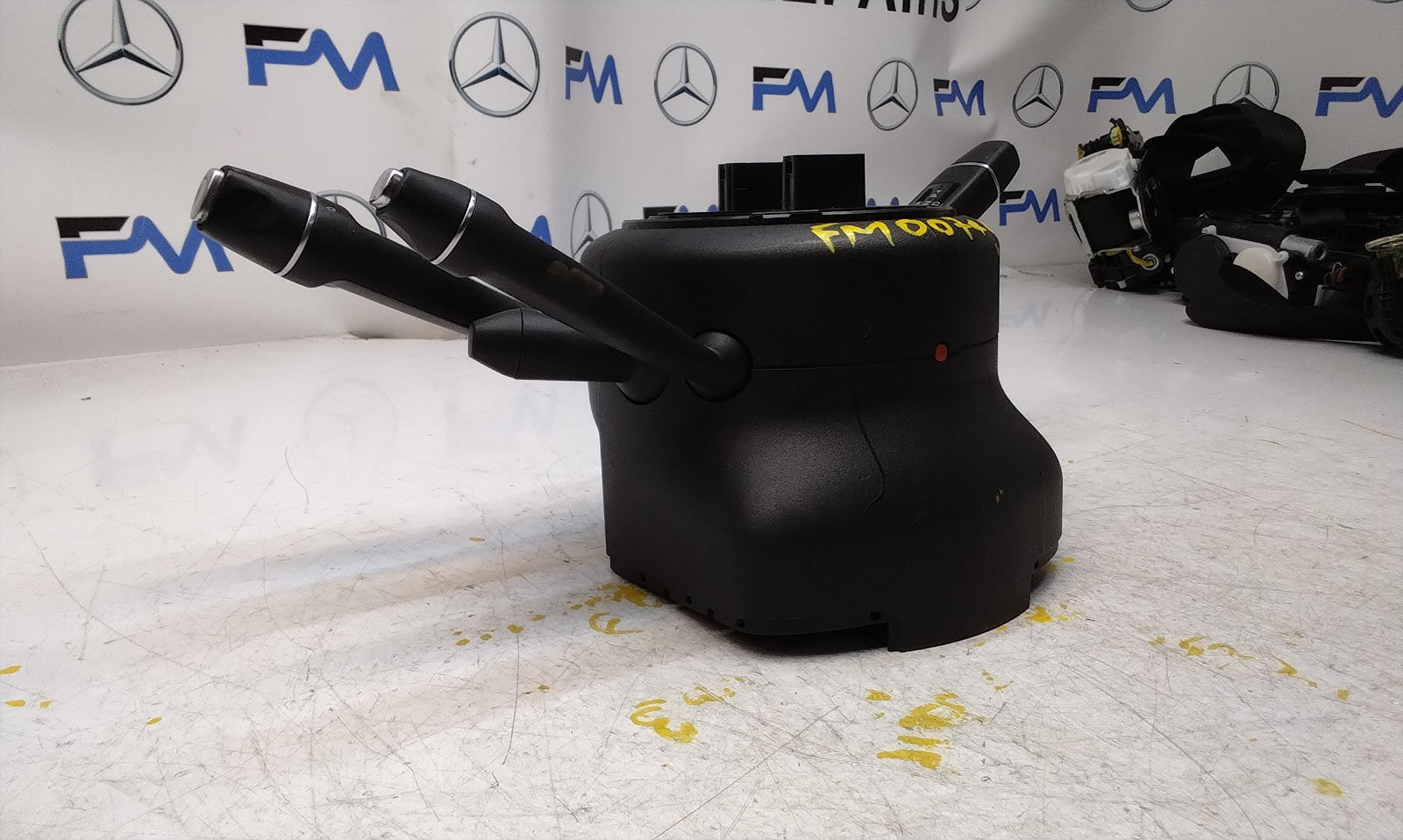 Mercedes Benz E-CLASS W213 INDICATOR/WIPER GEAR SELECT + SQUIB  2016 FM00745