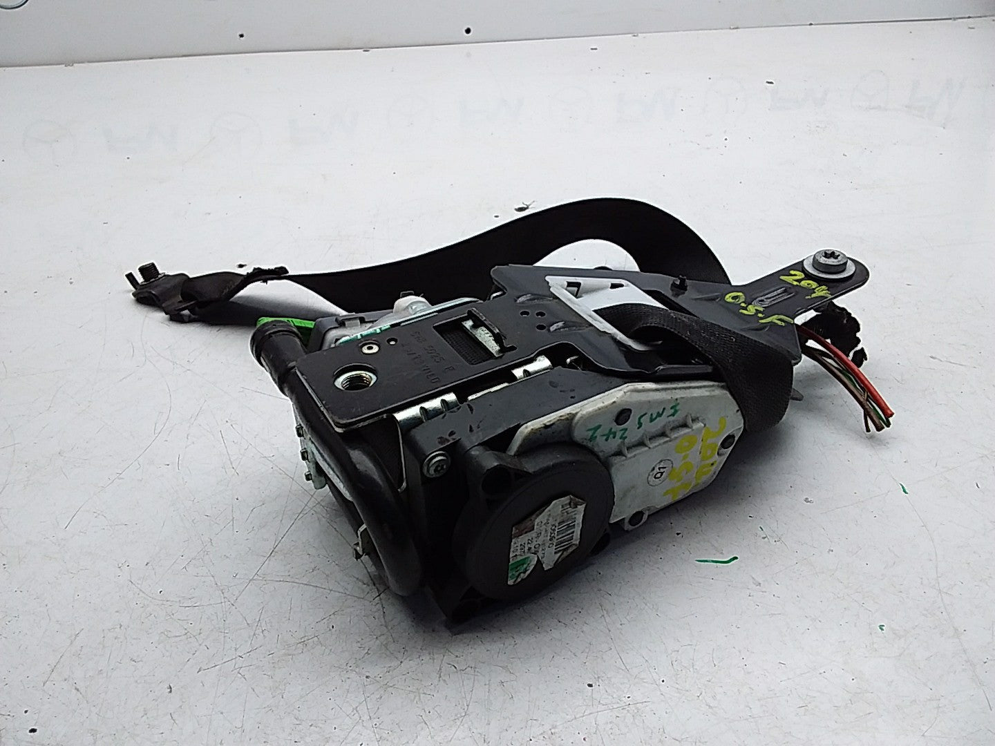 MERCEDES C-CLASS W204 SEAT BELT FRONT RIGHT DRIVER SIDE A2048601885 FMS242 OSF