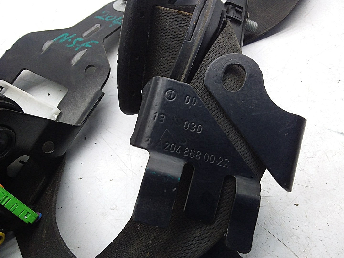 MERCEDES C-CLASS W204 SEAT BELT FRONT LEFT PASSENGER SIDE A2048680022 FMS204 NSF