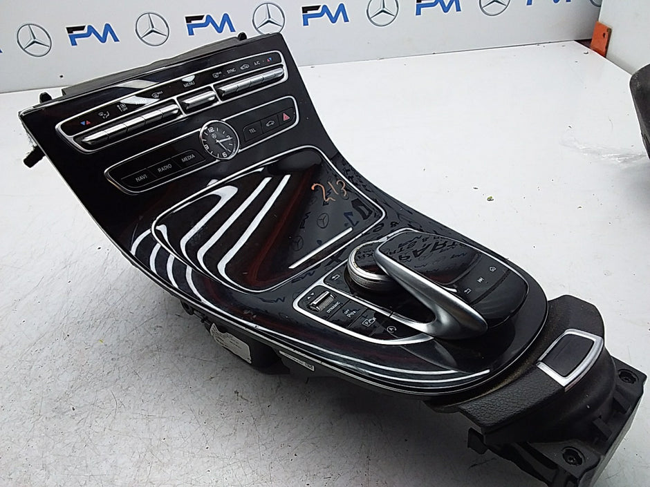 2016-2019 MERCEDES E CLASS W213 CENTRE  CONSOLE  A2138100815 FMK10