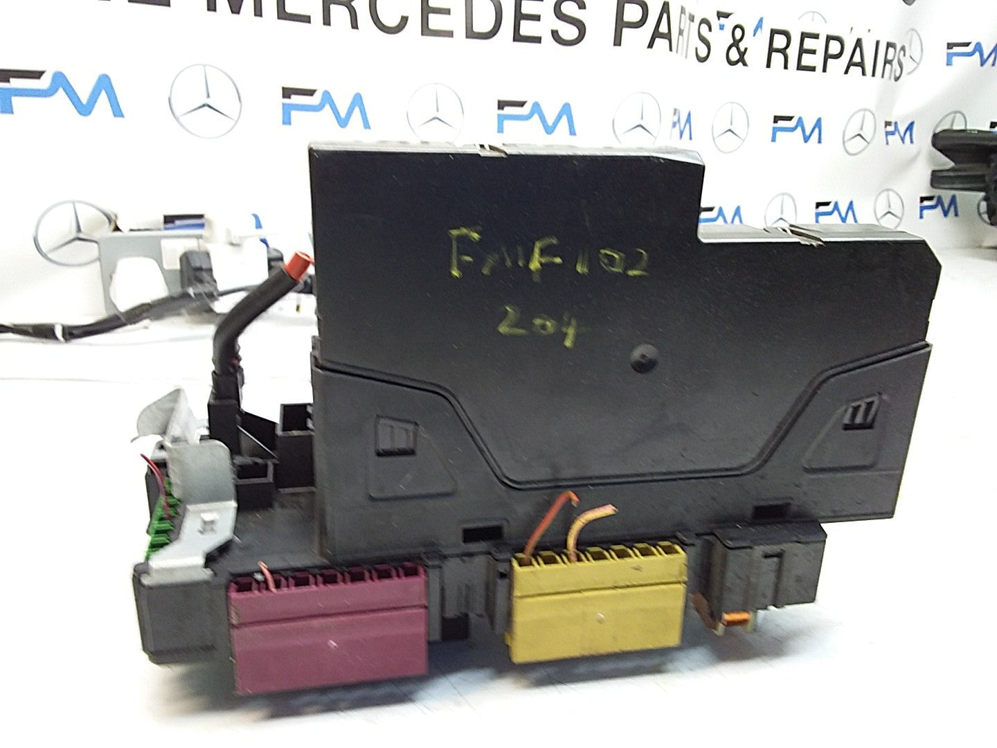 MERCEDES C-CLASS W204  FUSE  BOX RELAY A2049060205 FMF102