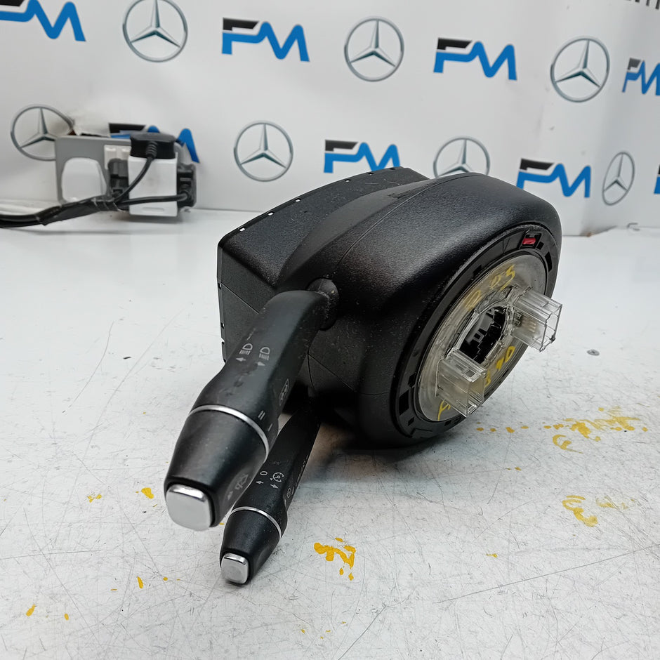 Mercedes C-CLASS W205 INDICATOR/WIPER GEAR SELECT + SQUIB  A2059006712 FM00890