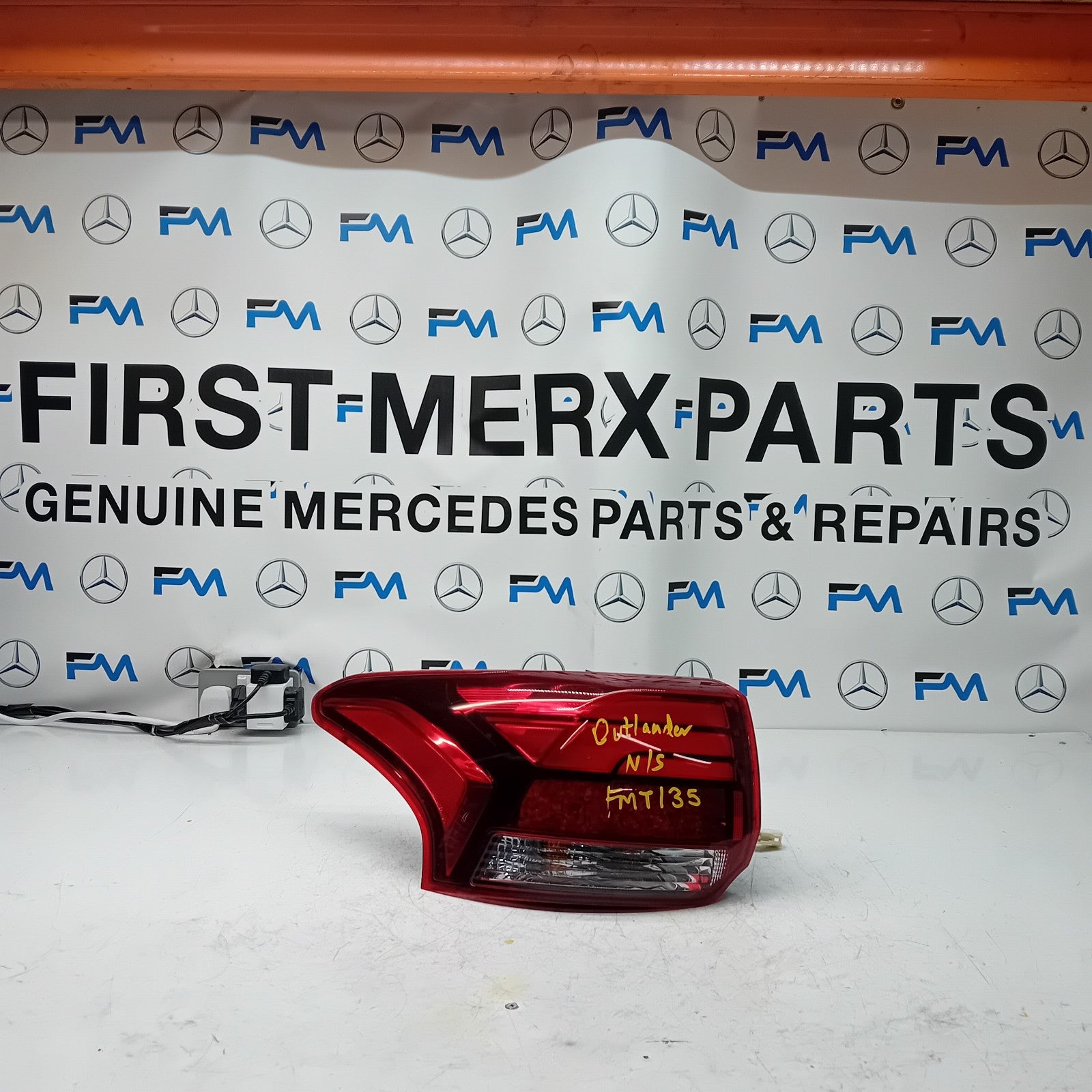 MITSUBISHI OUTLANDER MK3 2015-19 PASSENGER SIDE NS OUTER REAR TAIL LIGHT FMT135