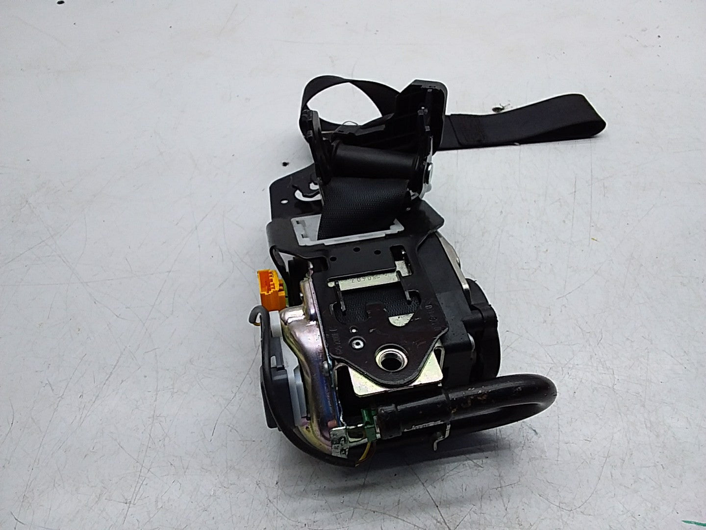 MERCEDES E-CLASS W238 SEAT BELT FRONT LEFT PASSENGER SIDE A2388602800 FMS255 NSF