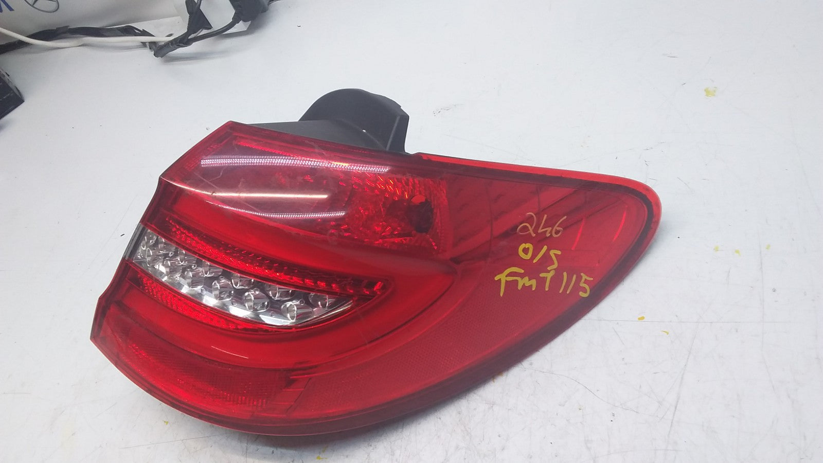 MERCEDES B-CLASS W246 DRIVER SIDE OS REAR TAIL LIGHT A2468200664 2013 FMT115