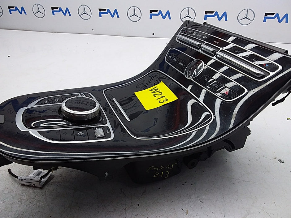 2016-2019 MERCEDES E CLASS W213 CENTRE  CONSOLE  A2139054603 FMK05