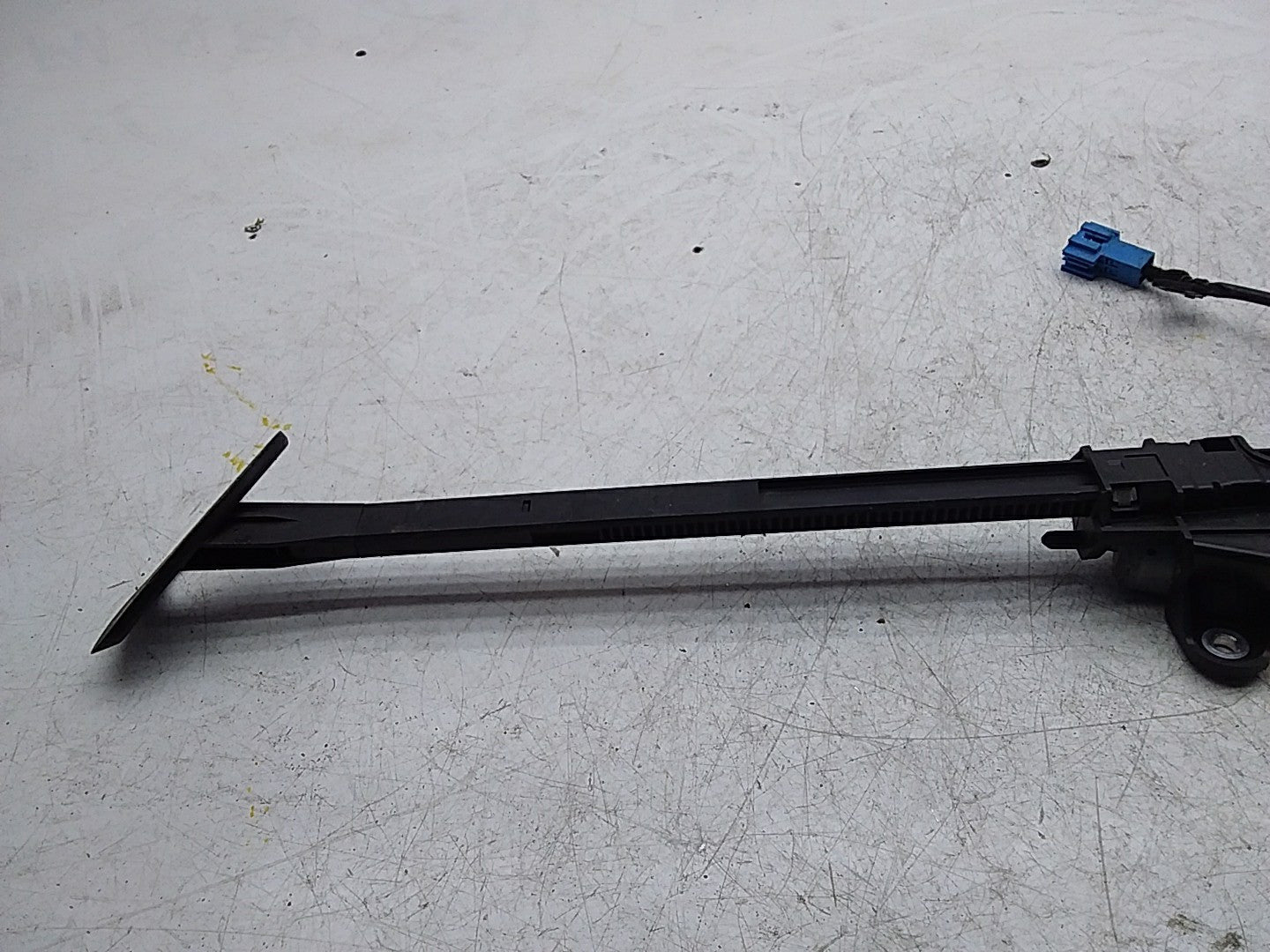 MERCEDES MERCEDES C-CLASS W205  SEAT BELT RETRACTOR 2058600282 FMR02