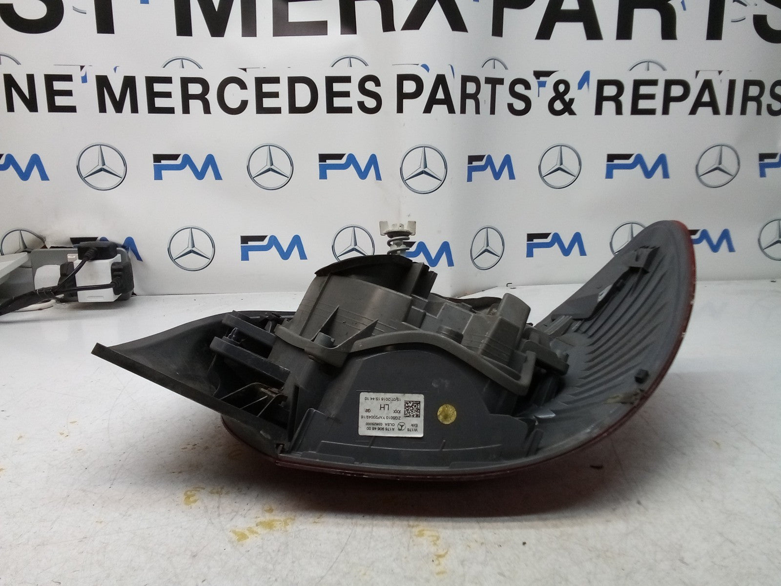 MERCEDES A-CLASS W176 PASSENGER SIDE LEFT NS REAR TAIL LIGHT A1769064800 FMT216