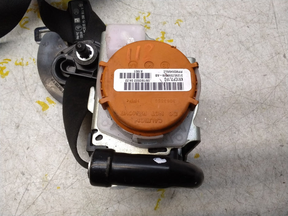 MERCEDES CLA C118 A-CLASS DRIVER SIDE FRONT SEAT BELT A1188601400 FMS384 OSF