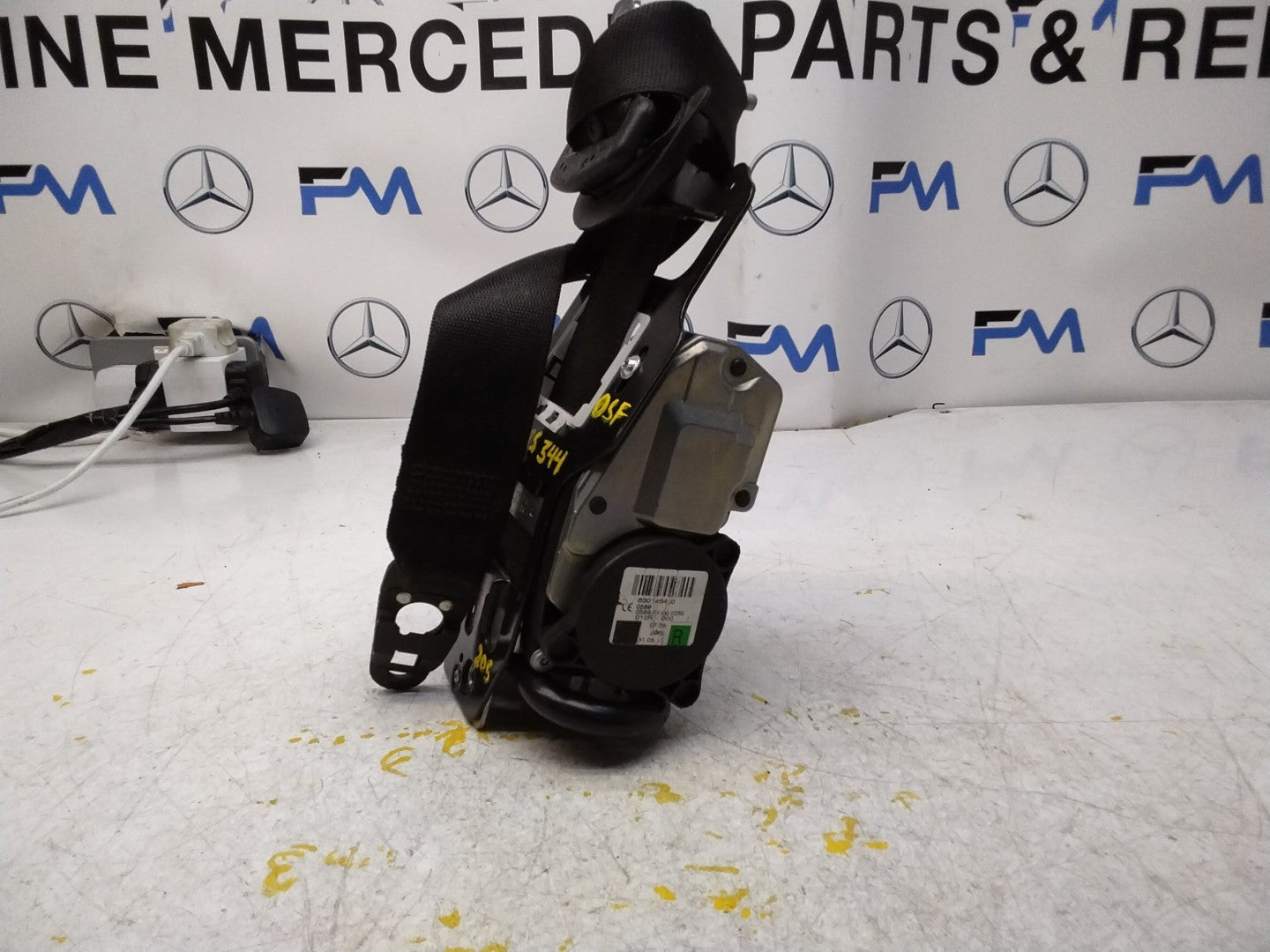 MERCEDES BENZ W205 C CLASS FRONT RIGHT SEAT BELT A2058606300 FMS343 OSF