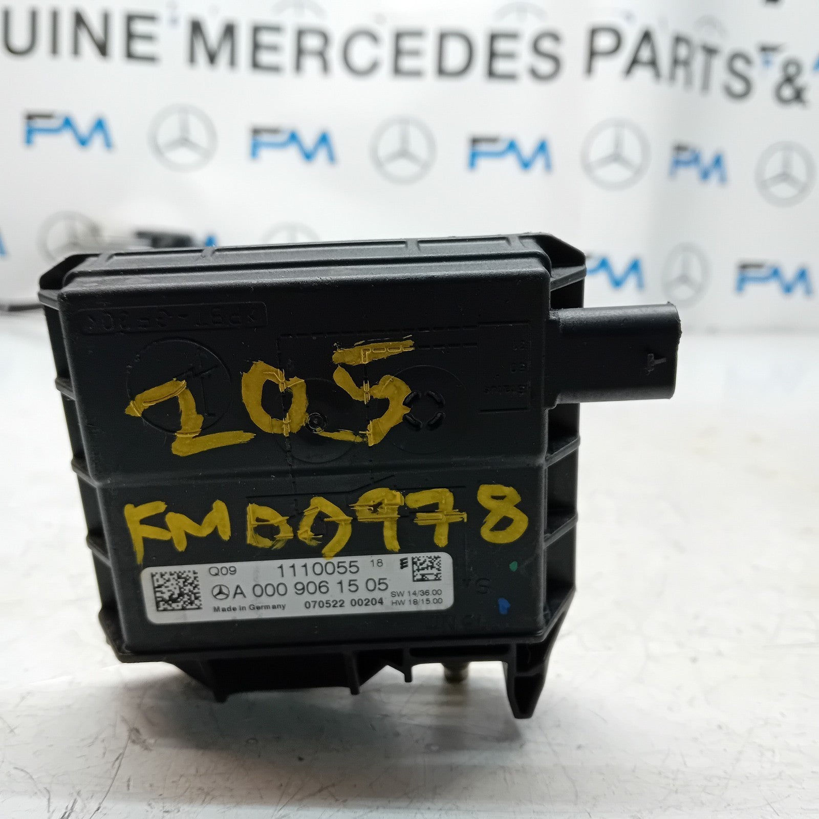 MERCEDES  C E CLASS W205 W213 NEGATIVE BATTERY CLAM TERMINAL A0009061505 FM00978
