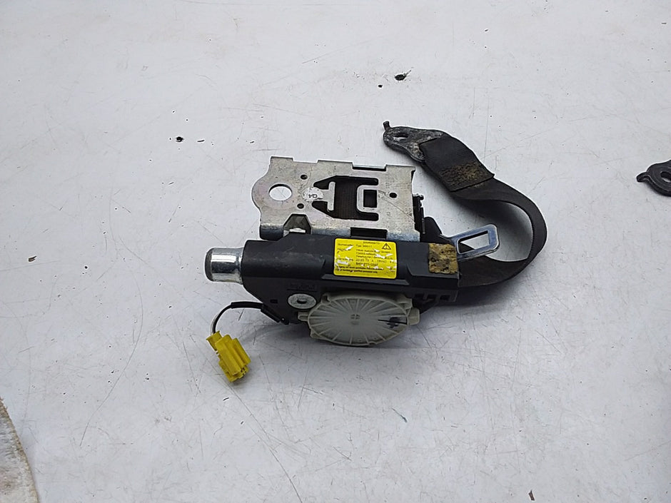 MERCEDES C-CLASS W204 SEAT BELT REAR  LEFT PASSENGER SIDE A2048602886 FMS209 NSR