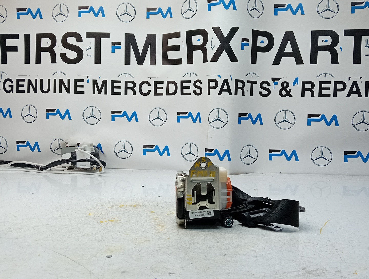 MERCEDES A CLASS  FRONT LEFT SEAT BELT WITH PRETENSIONER A1778600700 FMS72 NSF
