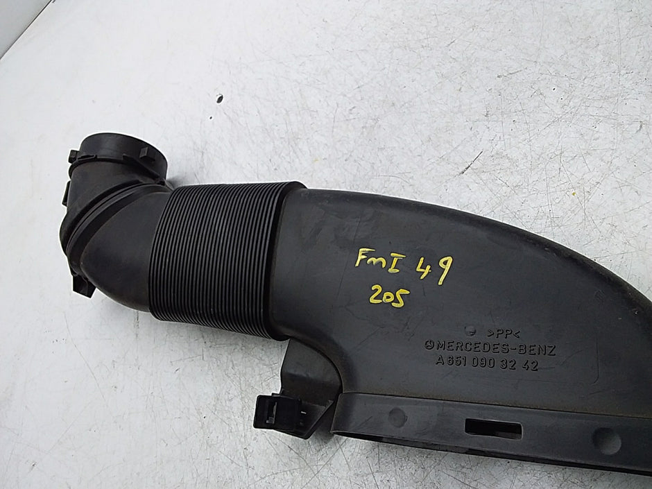 MERCEDES BENZ C-CLASS W205 AIR INTAKE TUBE A6510903242 FMI49