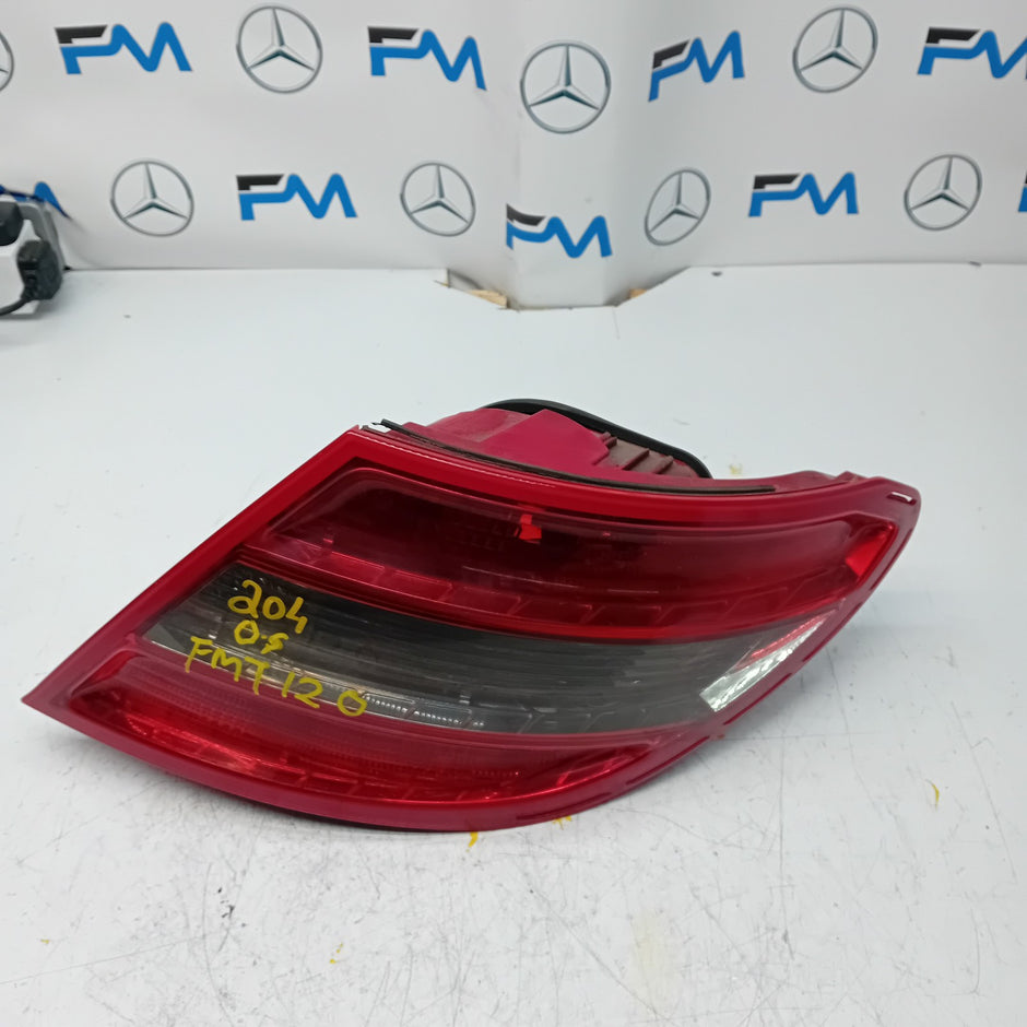 MERCEDES C-CLASS W204 DRIVER SIDE OS REAR TAIL LIGHT A2048203064 2011 FMT120