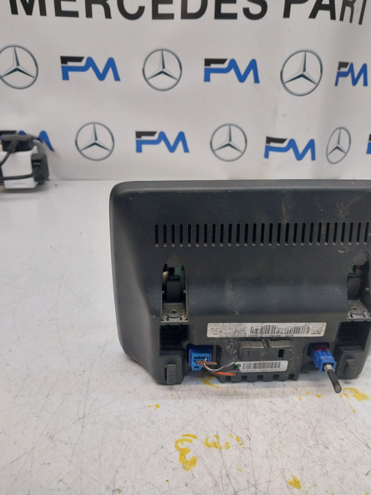 MERCEDES ML/M-CLASS W166 DISPLAY SCREEN A1669007814 2015 FM00721