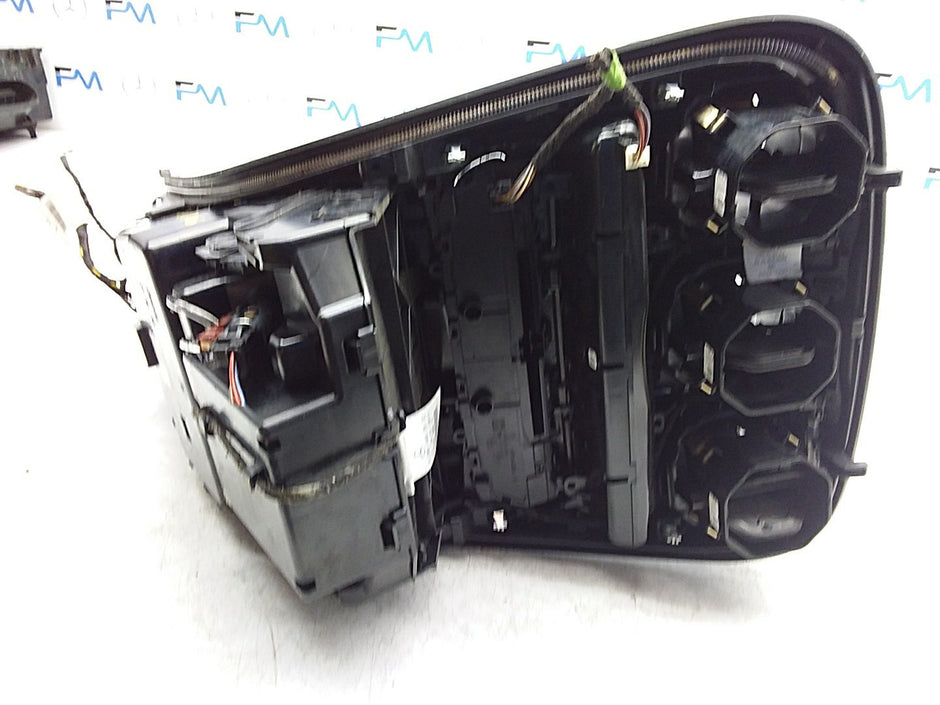2014 ONWARDS MERCEDES C-CLASS W205 CENTRE  CONSOLE  A2054402032 FMK16