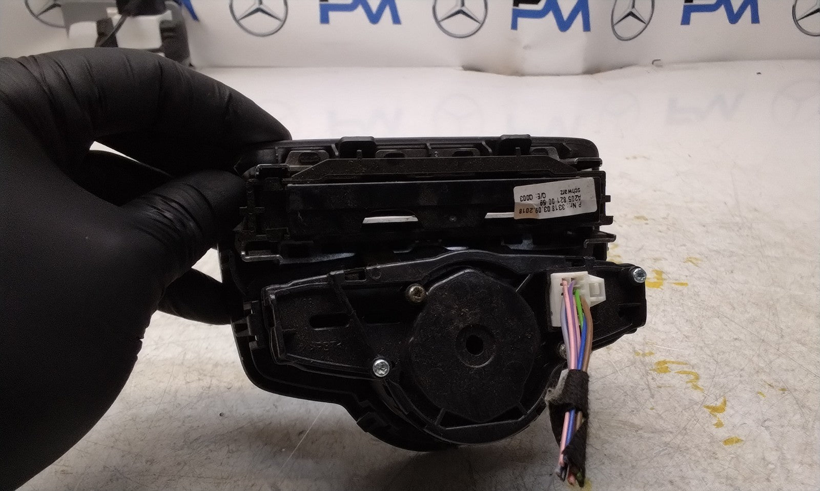 MERCEDES C-CLASS W205 HEADLIGHT CONTROL SWITCH 2014-2020 A2059051810 FM001015