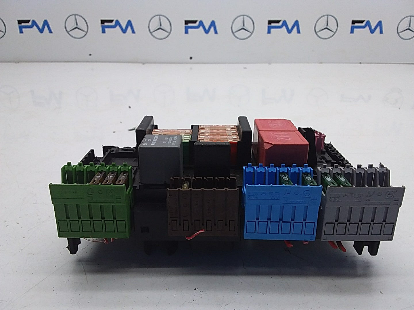 MERCEDES E CLASS FUSE RELAY BOX A2139068801 W213 2016 ONWARDS FMF57