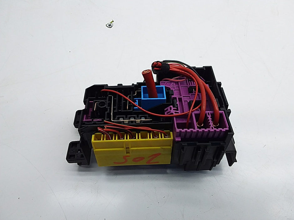 MERCEDES C CLASS FUSE RELAY BOX A2059067200 W205 2014-2021  FMF16