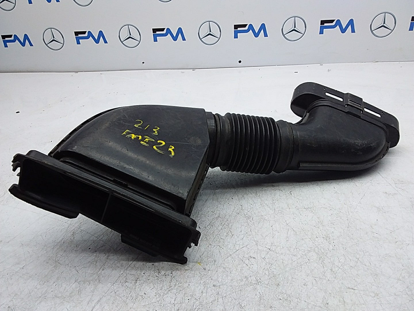 MERCEDES BENZ E-CLASS W213 AIR INTAKE TUBE A640940097 FMI23