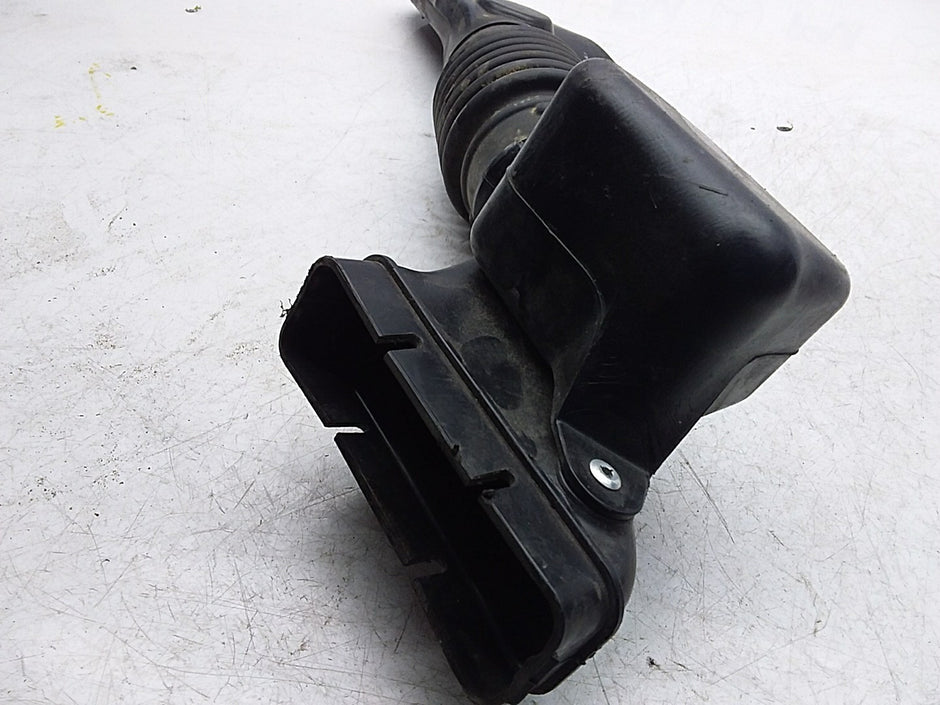 MITSUBISHI OUTLANDER AIR INTAKE TUBE  FMI61 1505A661